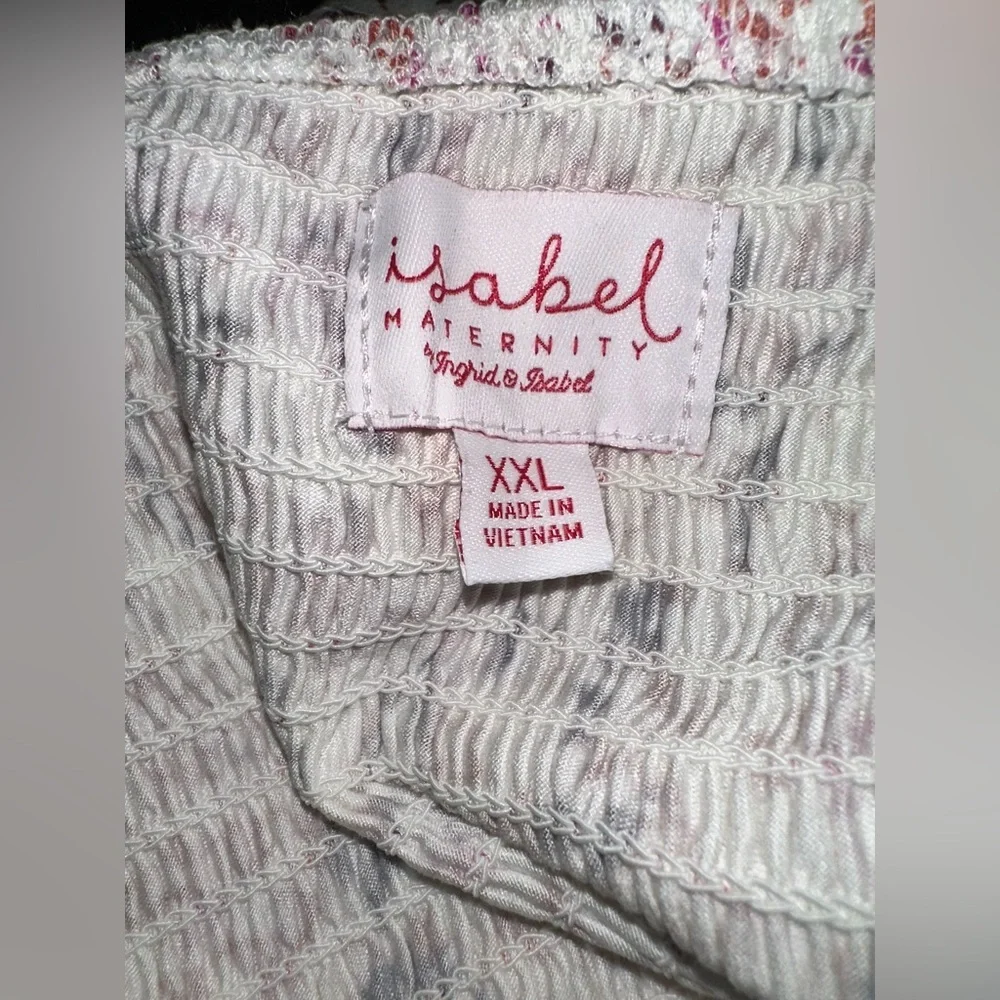 ⭐️New with tags ⭐️ Isabel Maternity Elow Sleeve Smocked Maternity top size XXL - Picture 3 of 4